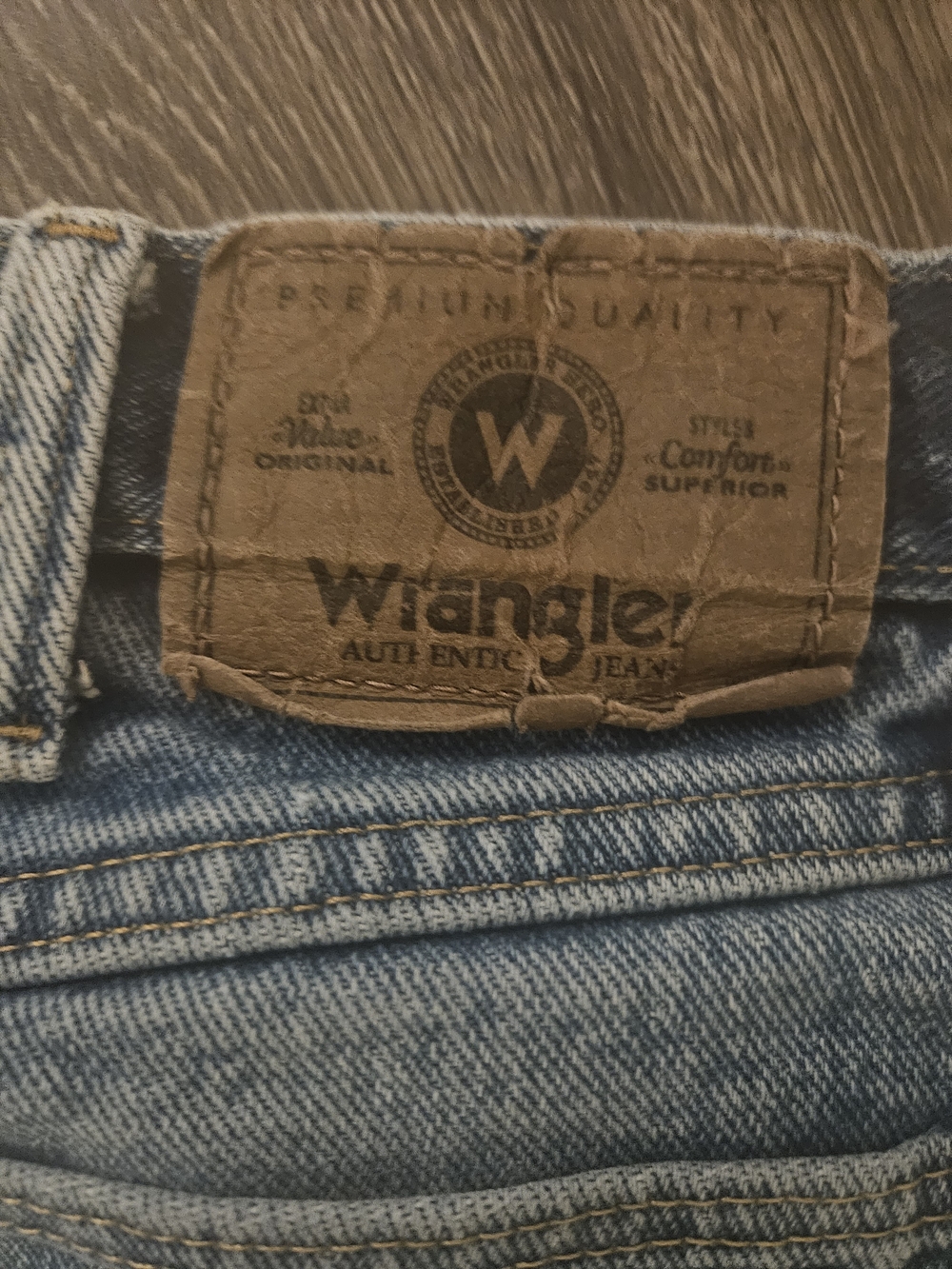 Wrangler Blue Denim Jeans with Brown Patch